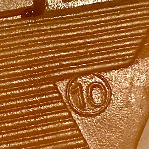 Kenneth Cole Reaction Two Cedar Size 10 Women’s - Picture 7 of 9